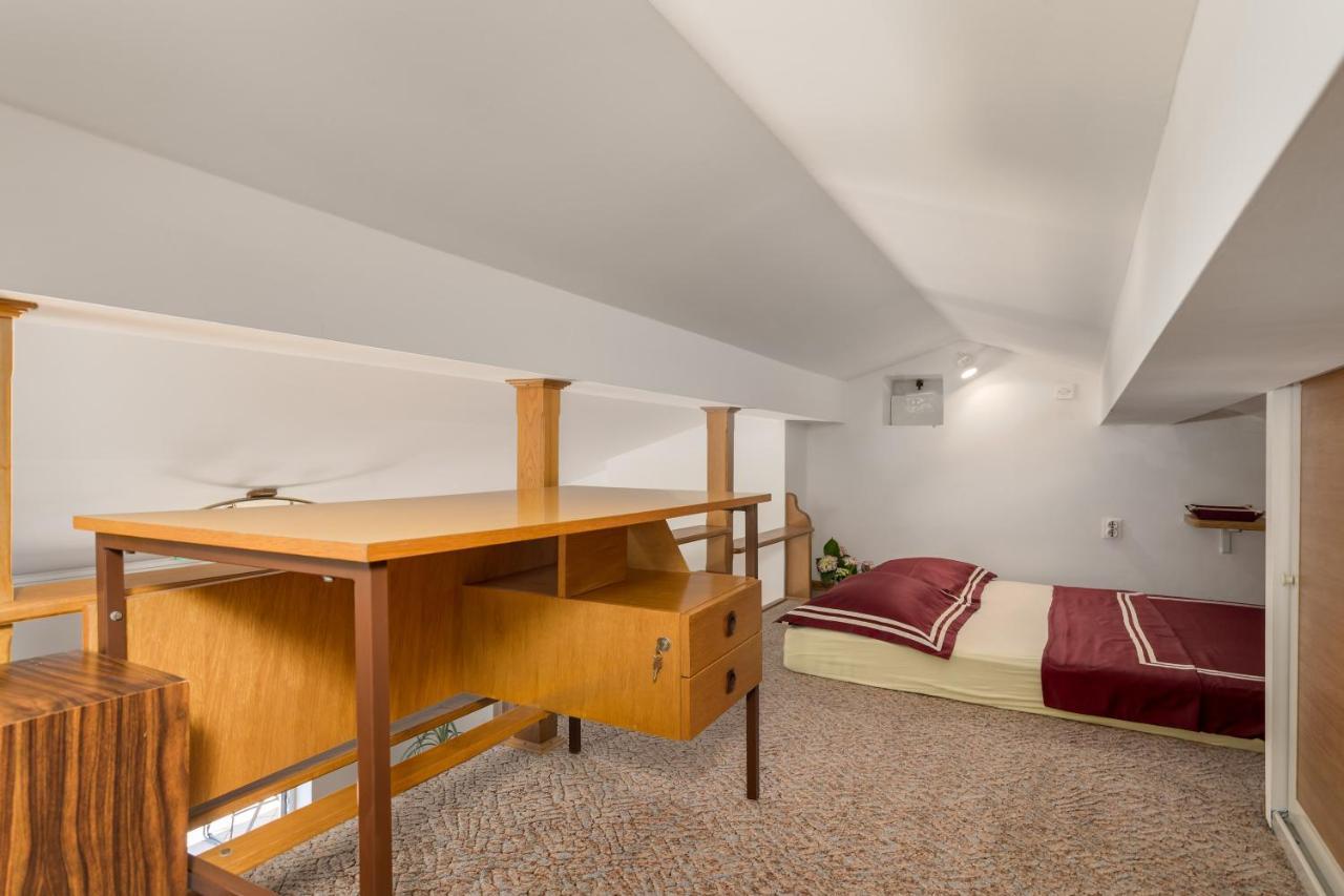 Apartment Magda With A Parking Space And Sea View Rijeka Exteriör bild