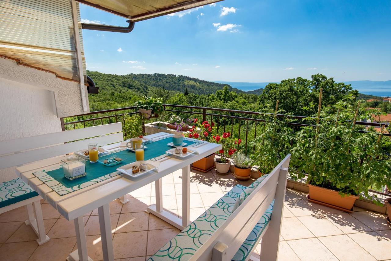 Apartment Magda With A Parking Space And Sea View Rijeka Exteriör bild