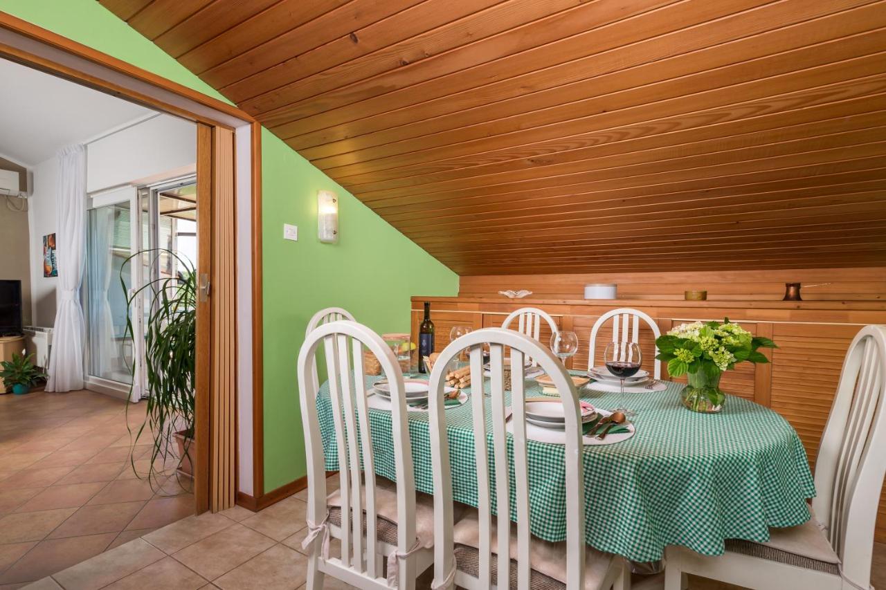 Apartment Magda With A Parking Space And Sea View Rijeka Exteriör bild